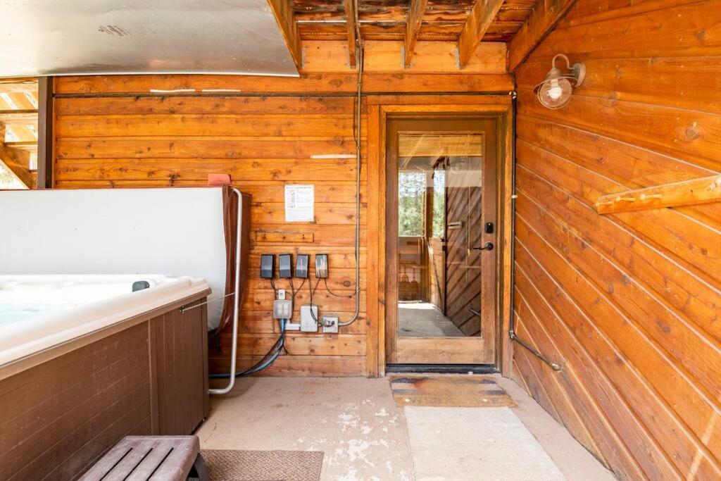 Private Hot Tub Overlooking Pikes Peak Woodland Park Bagian luar foto