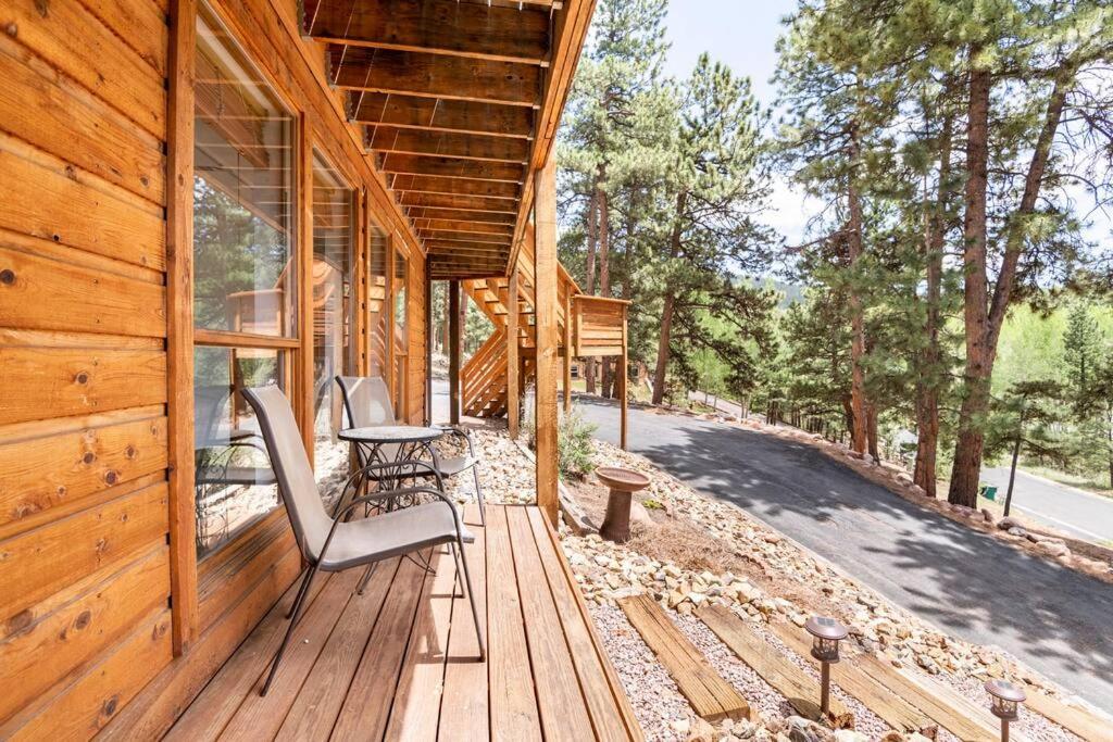 Private Hot Tub Overlooking Pikes Peak Woodland Park Bagian luar foto